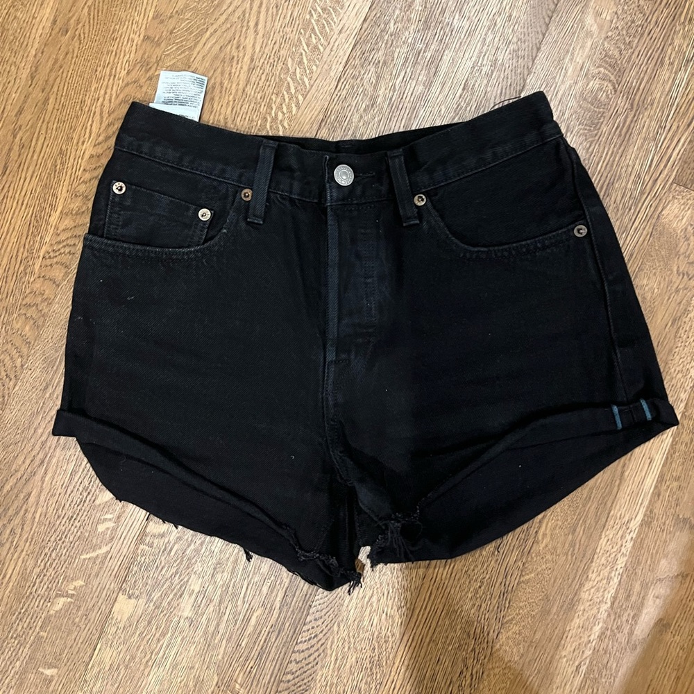 Black Levis 501 Jean shorts